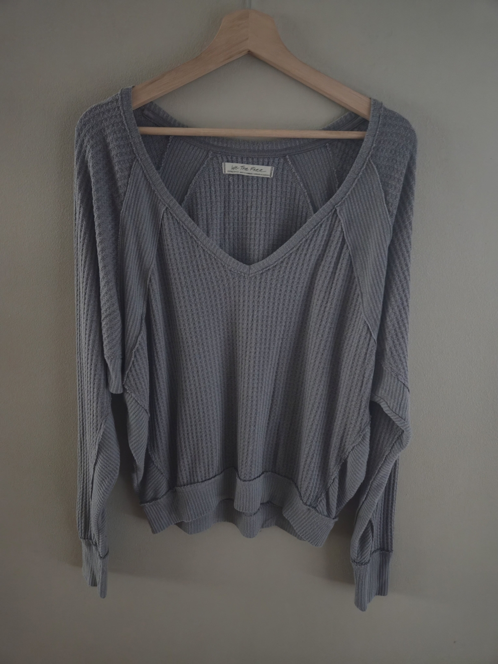 WE THE FREE by Free People Santa Clara Thermal Long Sleeve V Neck Top XS Gray